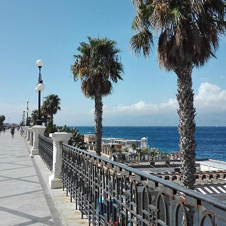 Ag Sweet Apartment Reggio di Calabria Exteriör bild